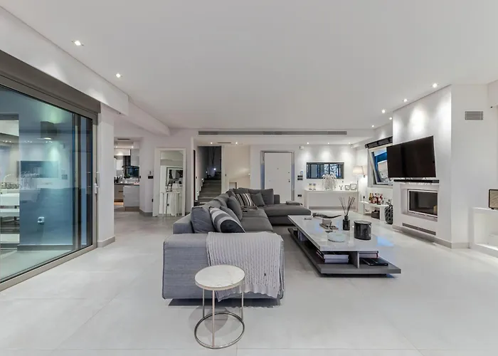 Soligia Blue Pefkali